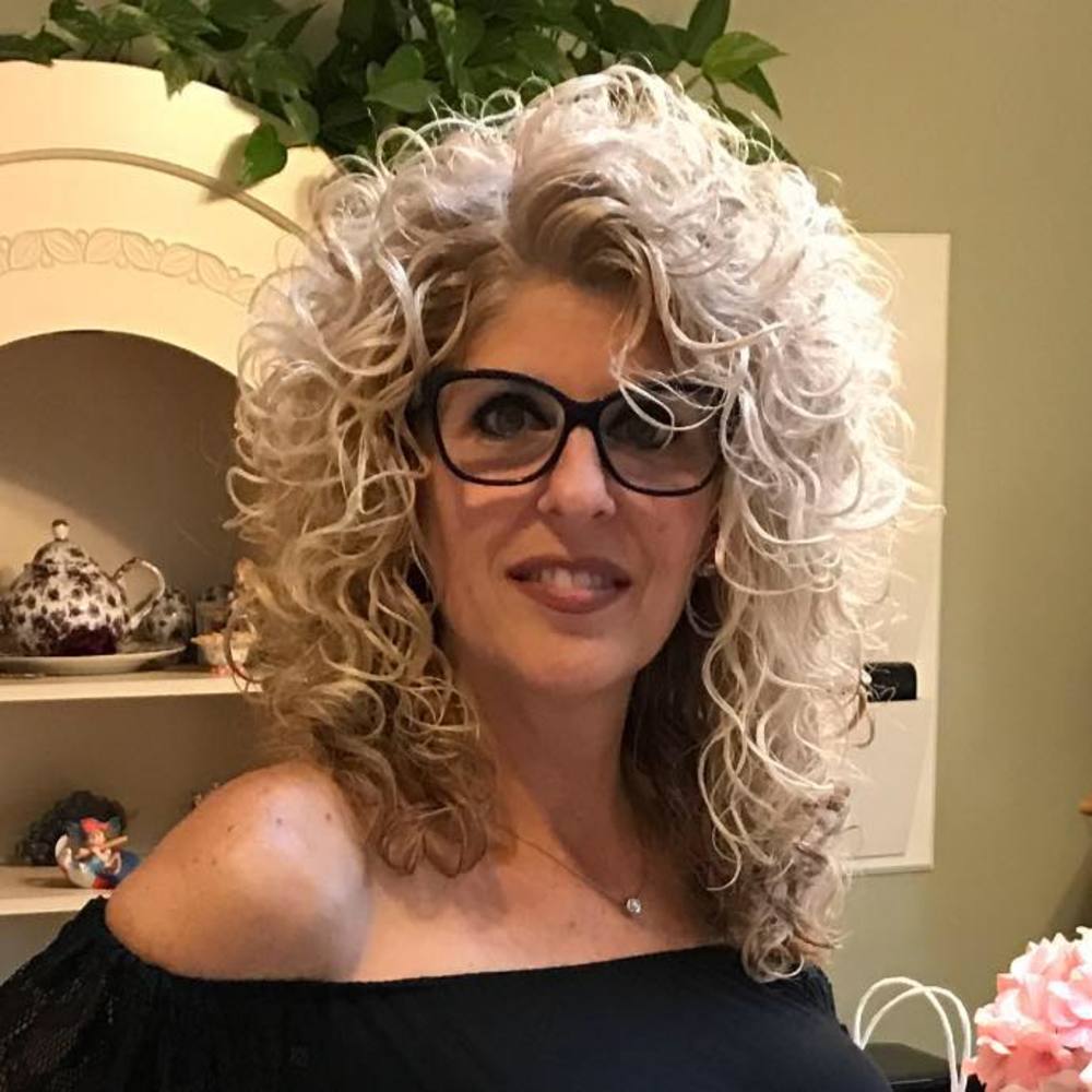Meet your Posher, Maria